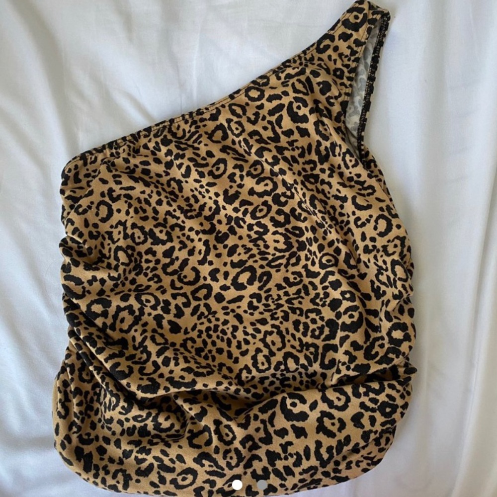 Urban Outfitters cheetah tank
